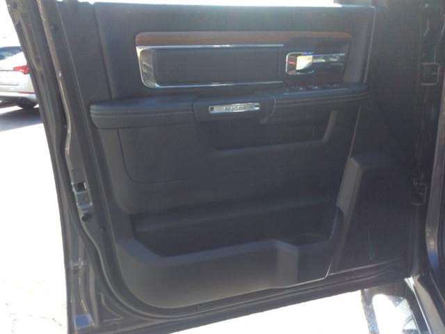 2014 RAM Ram Pickup 1500 4x4 Laramie 4dr Crew Cab 5.5 ft. SB Pickup